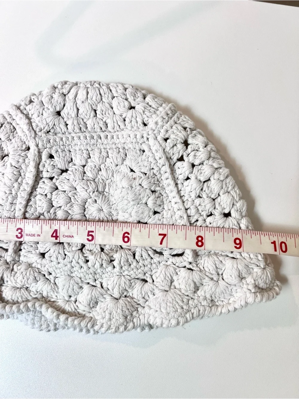 🪿Urban Outfitters Cream Crochet Bucket Hat Boho Hippie Y2K Floral Cottagecore